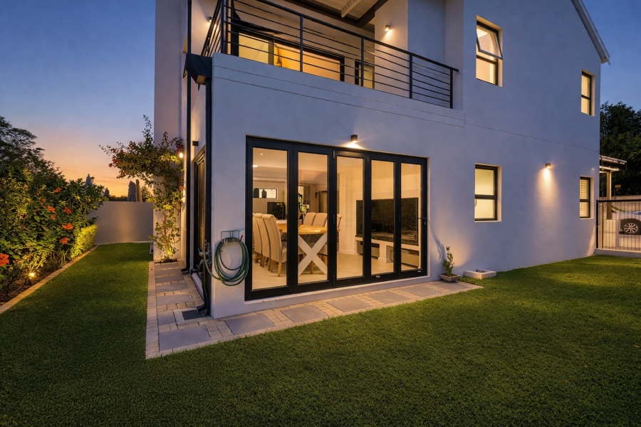 4 Bedroom Property for Sale in Tara Western Cape